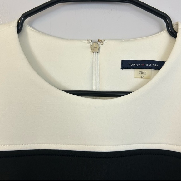 Tommy Hilfiger Black/White Color Block Striped Sleeveless Sheath Dress Size 8P - Picture 5 of 15